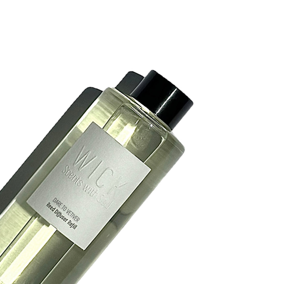 Reed Diffuser Refill // Dare to Vetiver // 200 ml