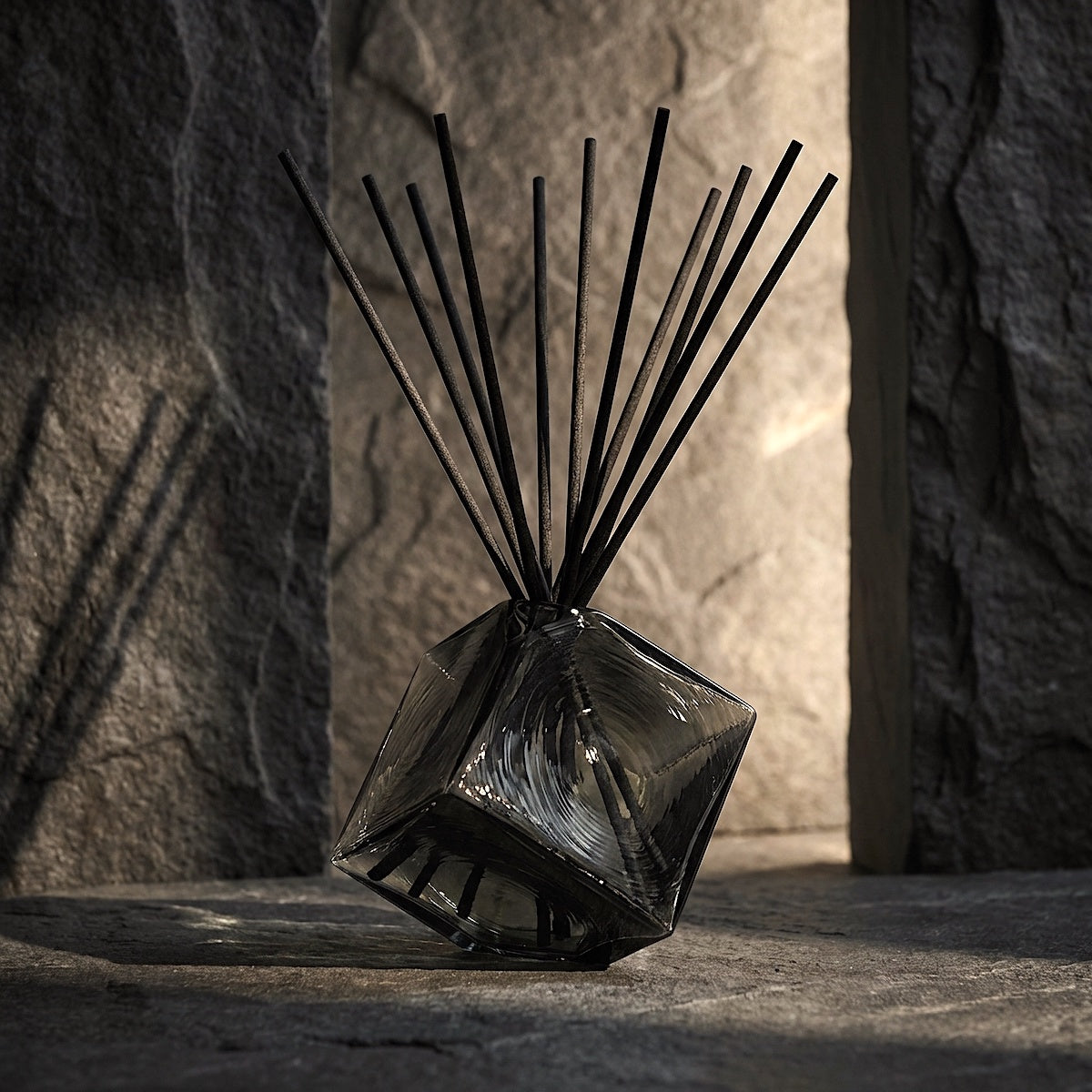 The Midnight Cube // Oud d'Or // Luxury Diffuser Gift Set