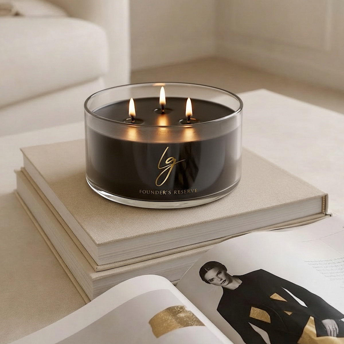 The Simple Rarity  // Fleur Solaris // 1 kg Glass Candle