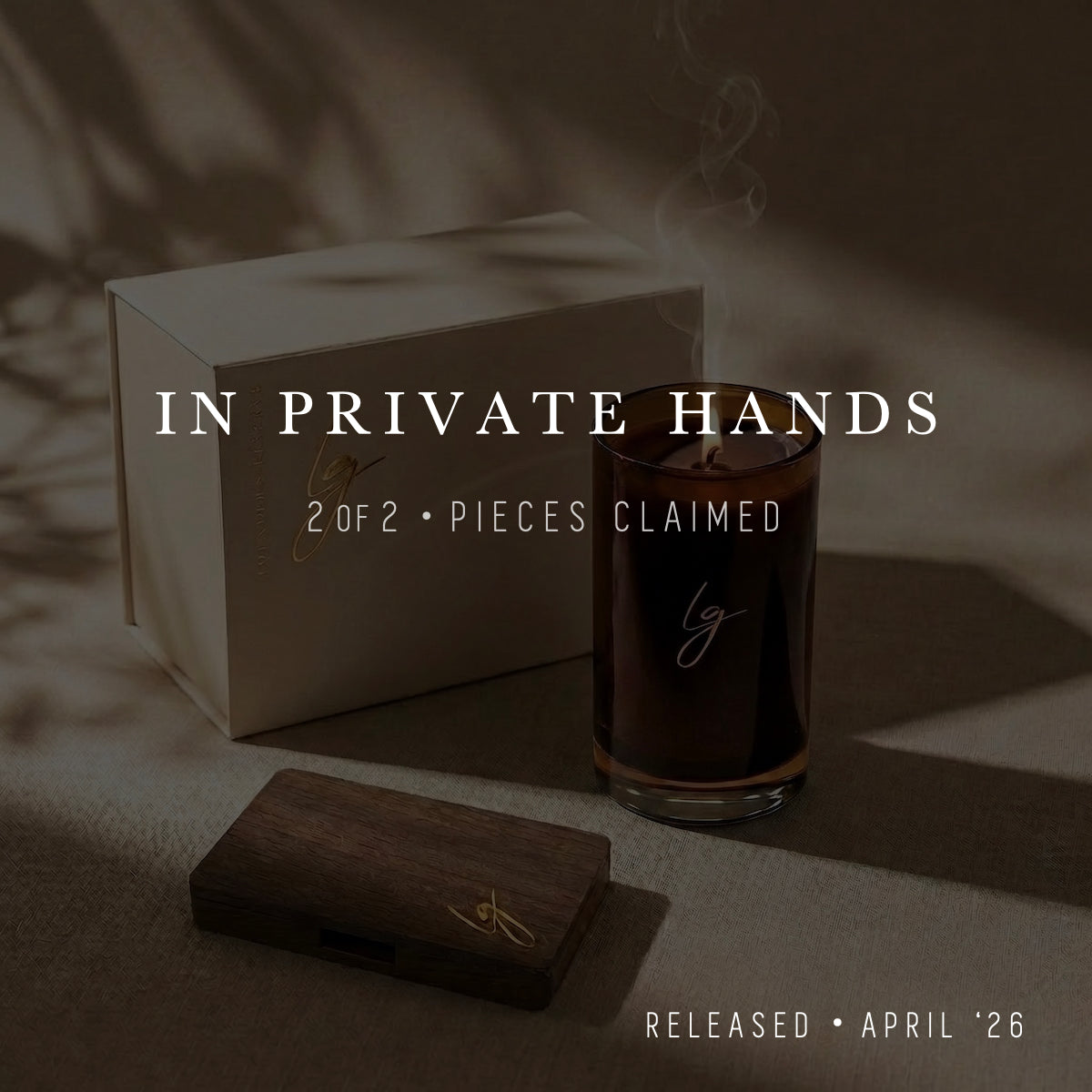 The Amber Mood // Luxury Candle & Walnut Matchbox Gift Set // 500 ml