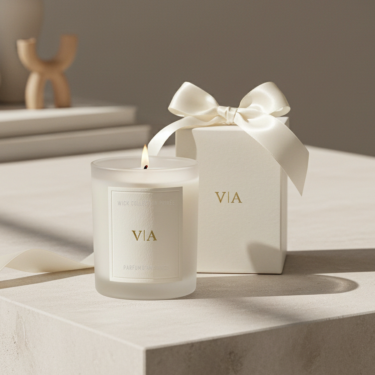 Collection Privèe // Personalised Classic Candle // Ivory // 200 ml