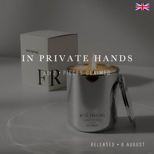 London Reserve Collection // Silver Mirror Candle // Ash Harbour // 200 g