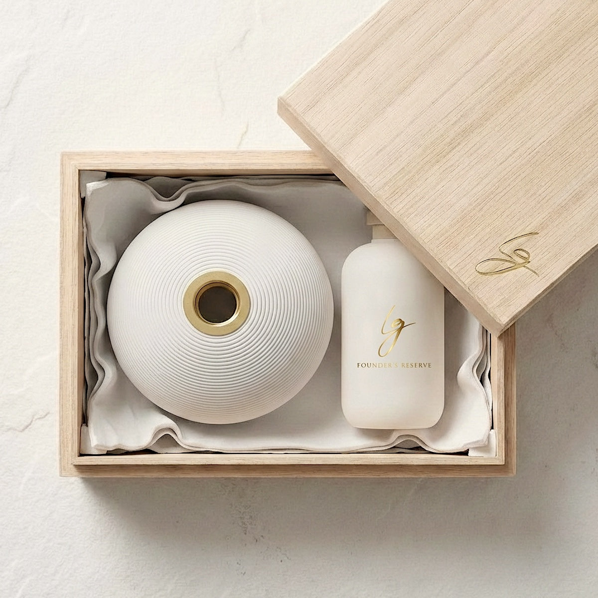 The Ceramic Sphere // Hinoki Blush // Luxury Diffuser Gift Set